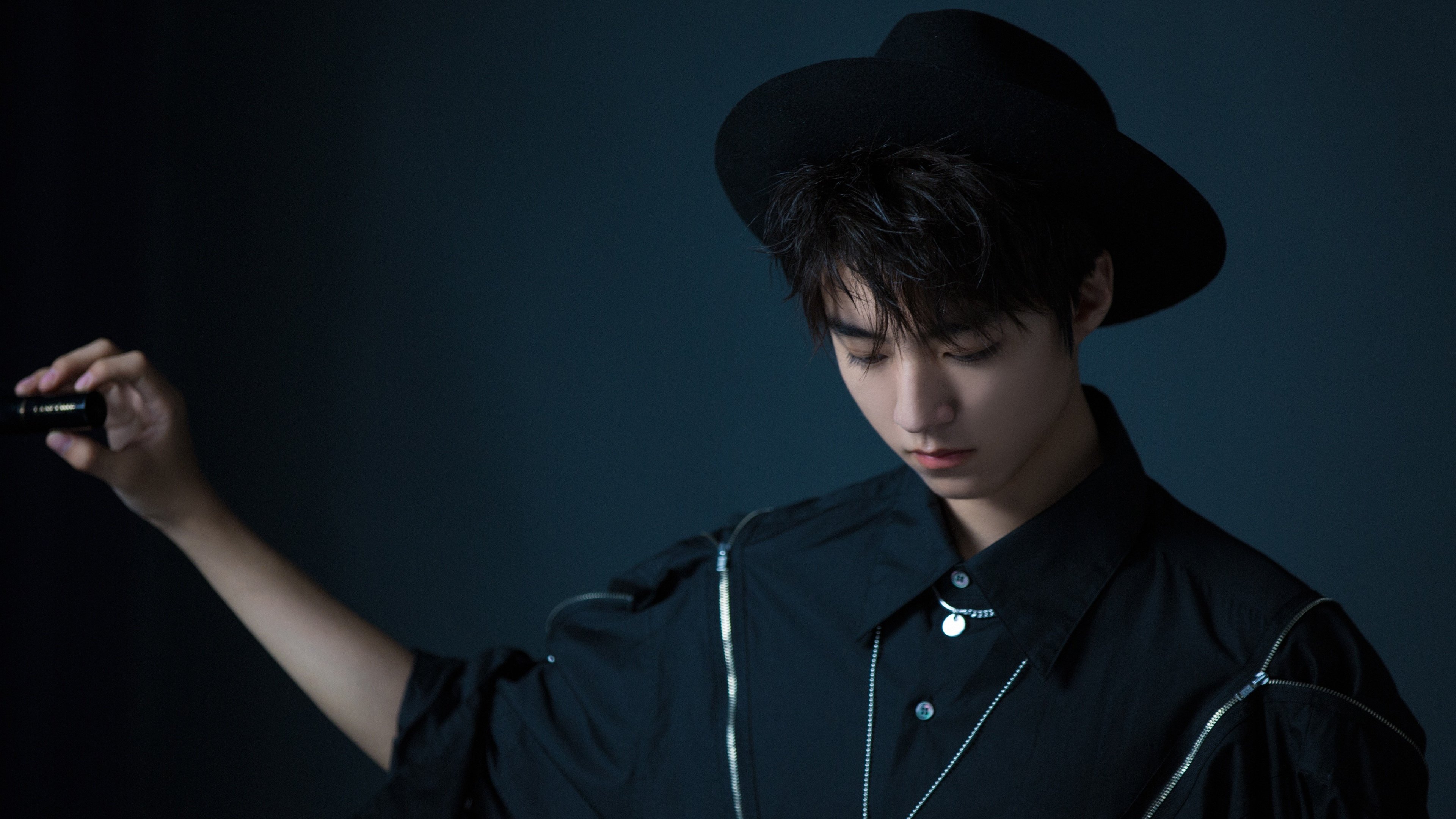 唯一性的定义，那晚在休斯顿，爱德华兹将转折点攥在了手心